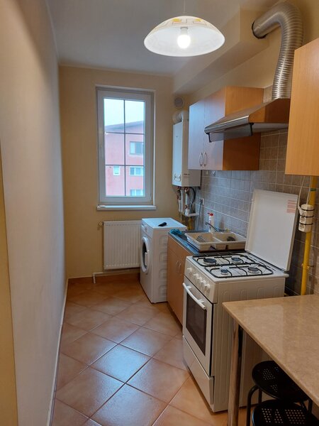 Berceni, Mall Sun Plaza, zona linistita, la 7 minute de metrou